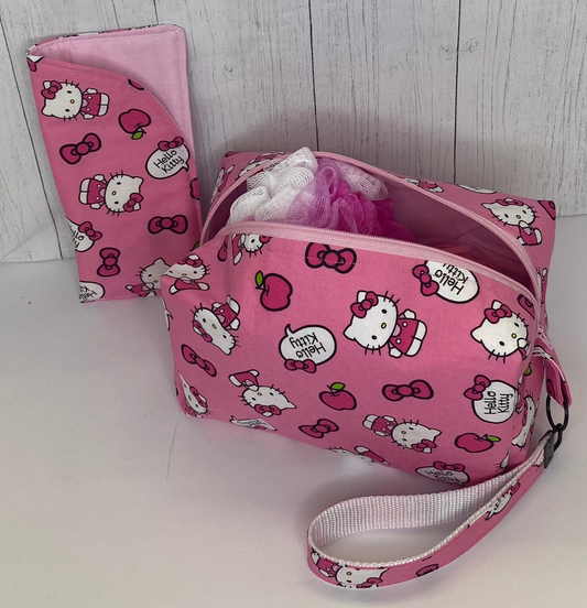 Hello Kitty Box Bag with Wristlet and Eyeglass Case